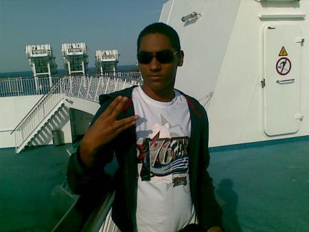 l homm kon apppel ben j